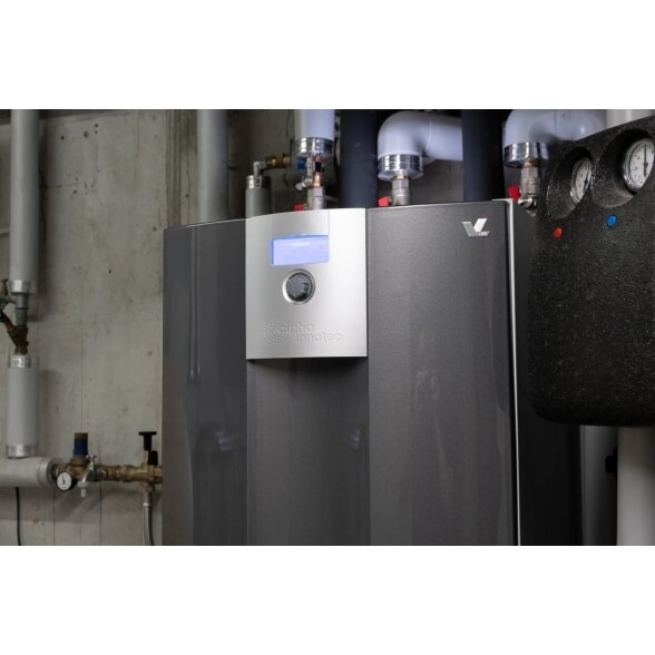 Šilumos siurblio komplektas žemė-vanduo Alpha Innotec Alterra inverterinis 9 kW, trifazis, su pasyviu vėsinimu ir daugiafunkcine talpa, SWCV 92K3 + MFS 830 S 3